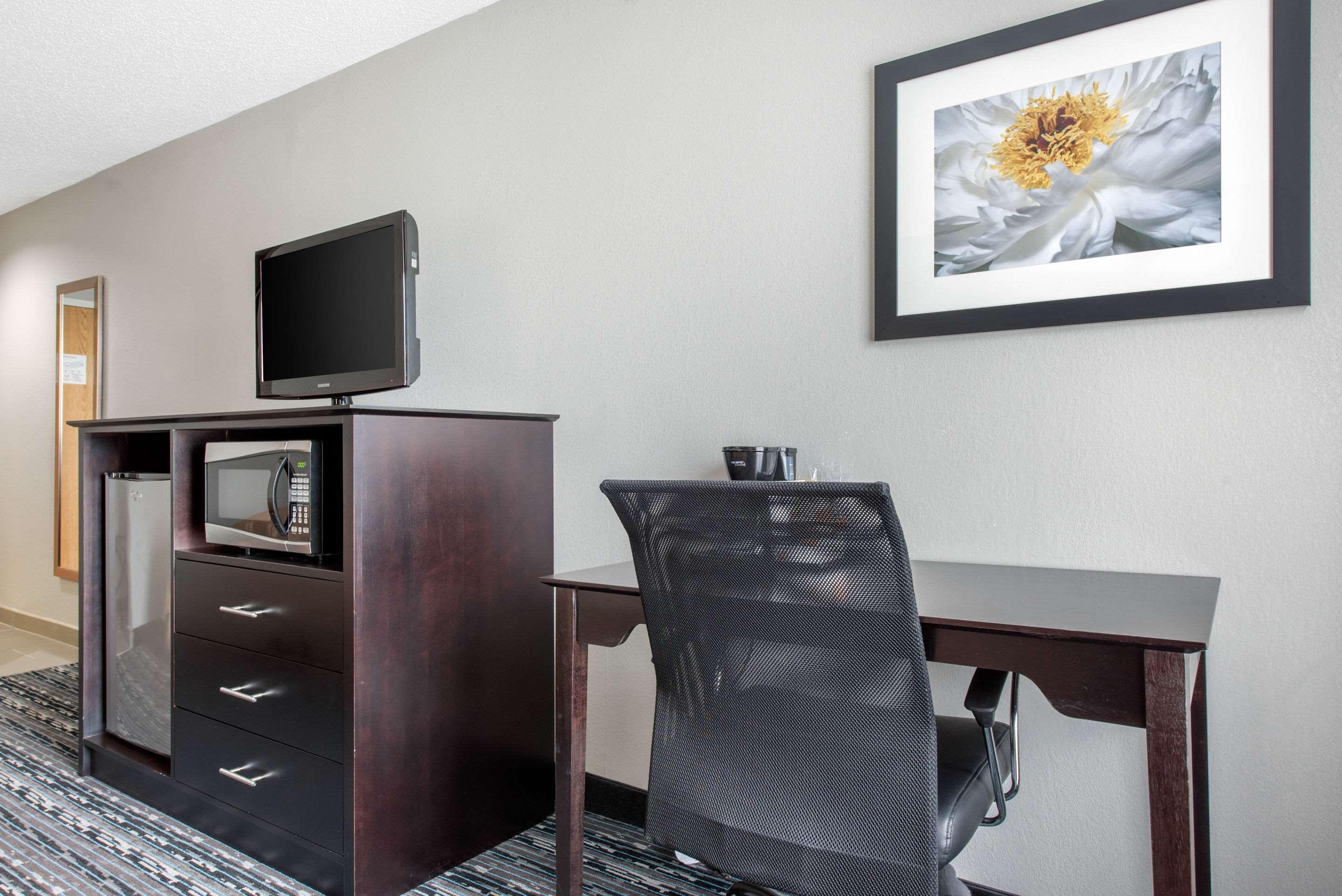 Quality Inn & Suites Brownsburg - Indianapolis West מראה חיצוני תמונה