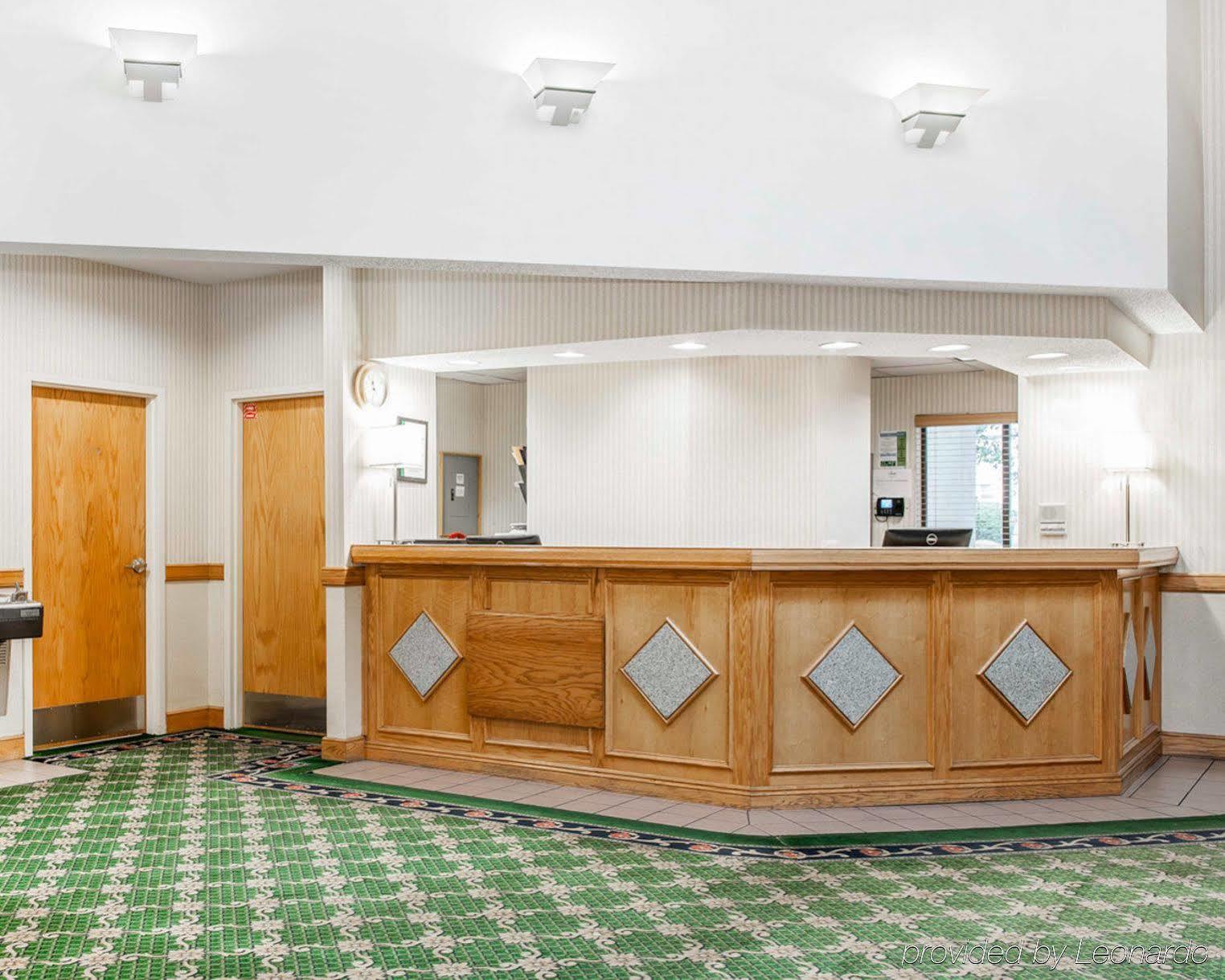 Quality Inn & Suites Brownsburg - Indianapolis West מראה חיצוני תמונה