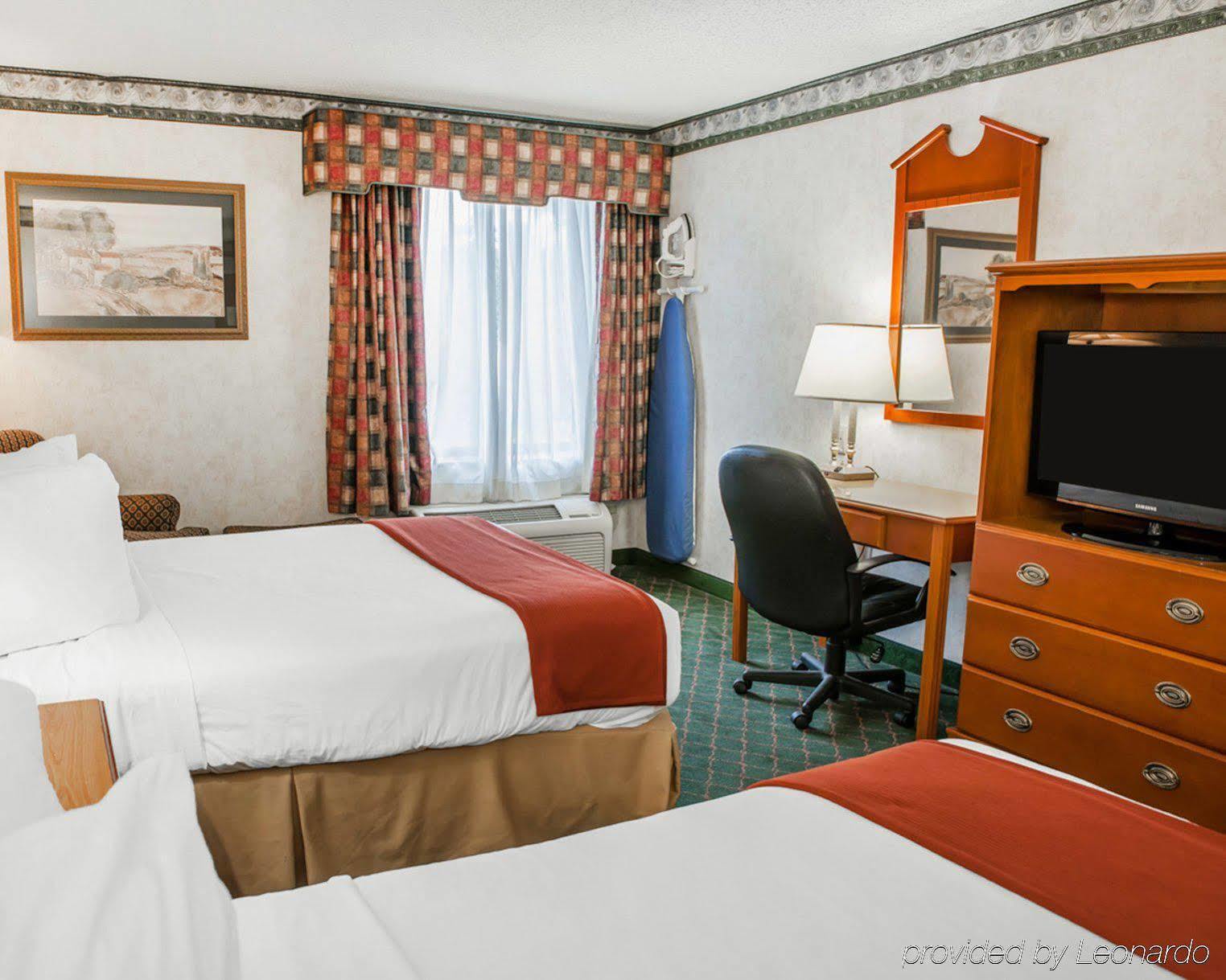 Quality Inn & Suites Brownsburg - Indianapolis West מראה חיצוני תמונה